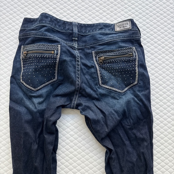 Guess low waisted straight-starlet jeans, size 27 - Picture 3 of 3